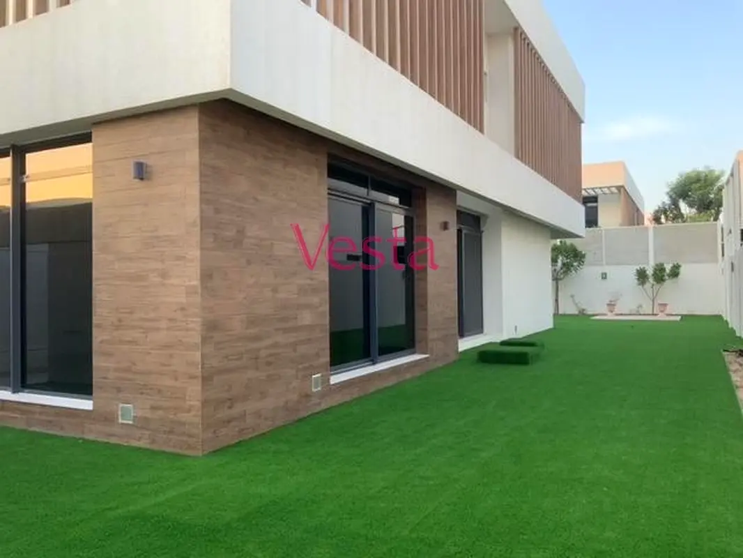 Landscaped Garden | Luxury Villa | spacious layout