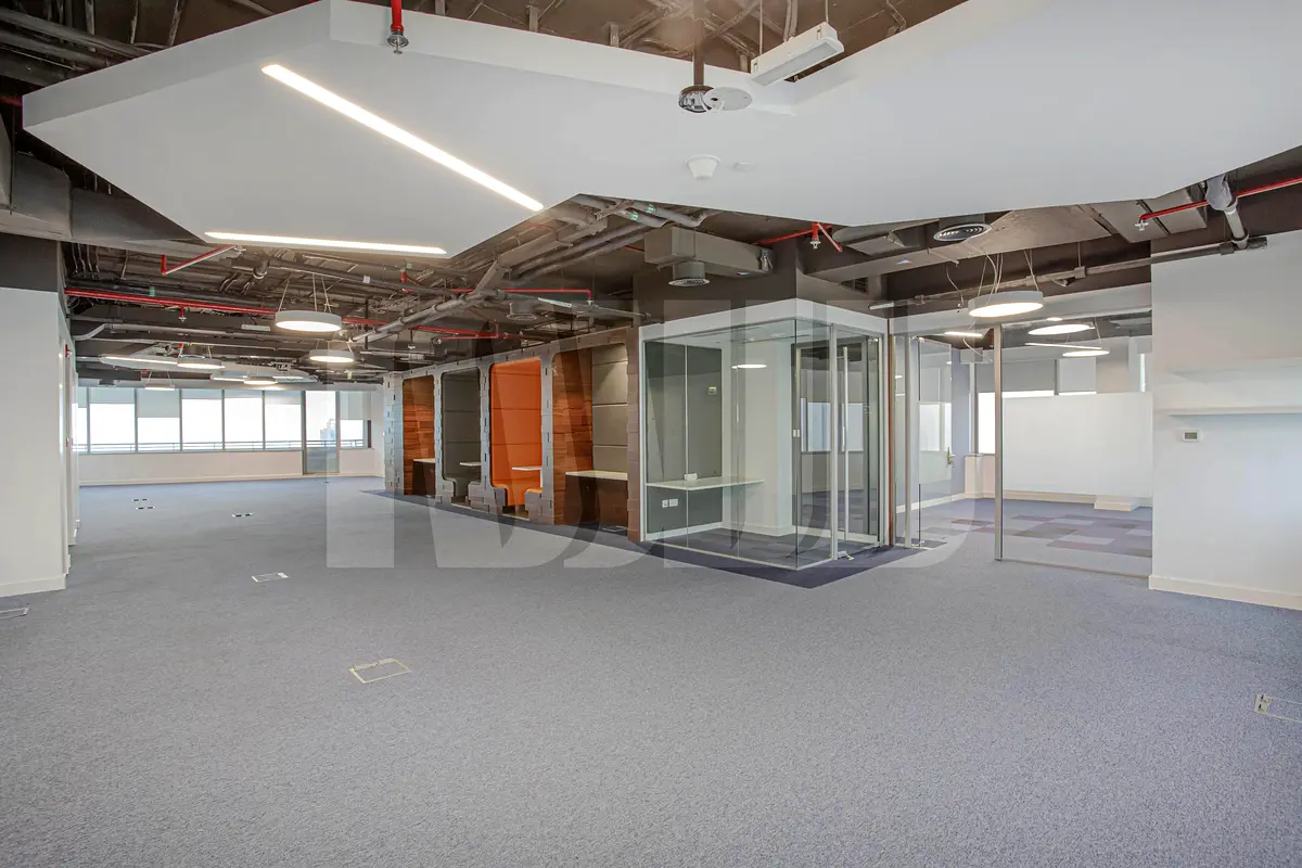 Fully Fitted, Smaller Offices for Rent @AED130/-psf.