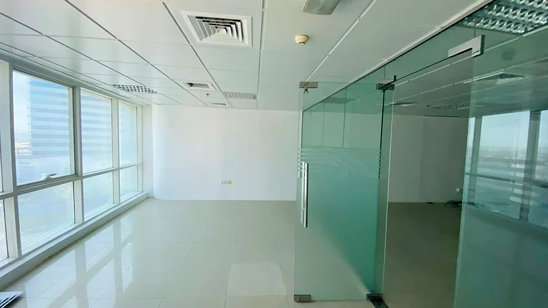 OFFICE FOR SALE | READY TO MOVE | PRIME LOCATION