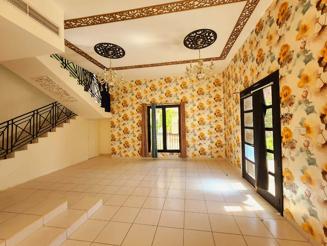 5 BEDROOM | MAVERICK VILLA | GARDEN | MAJLIS | FOR FAMILY