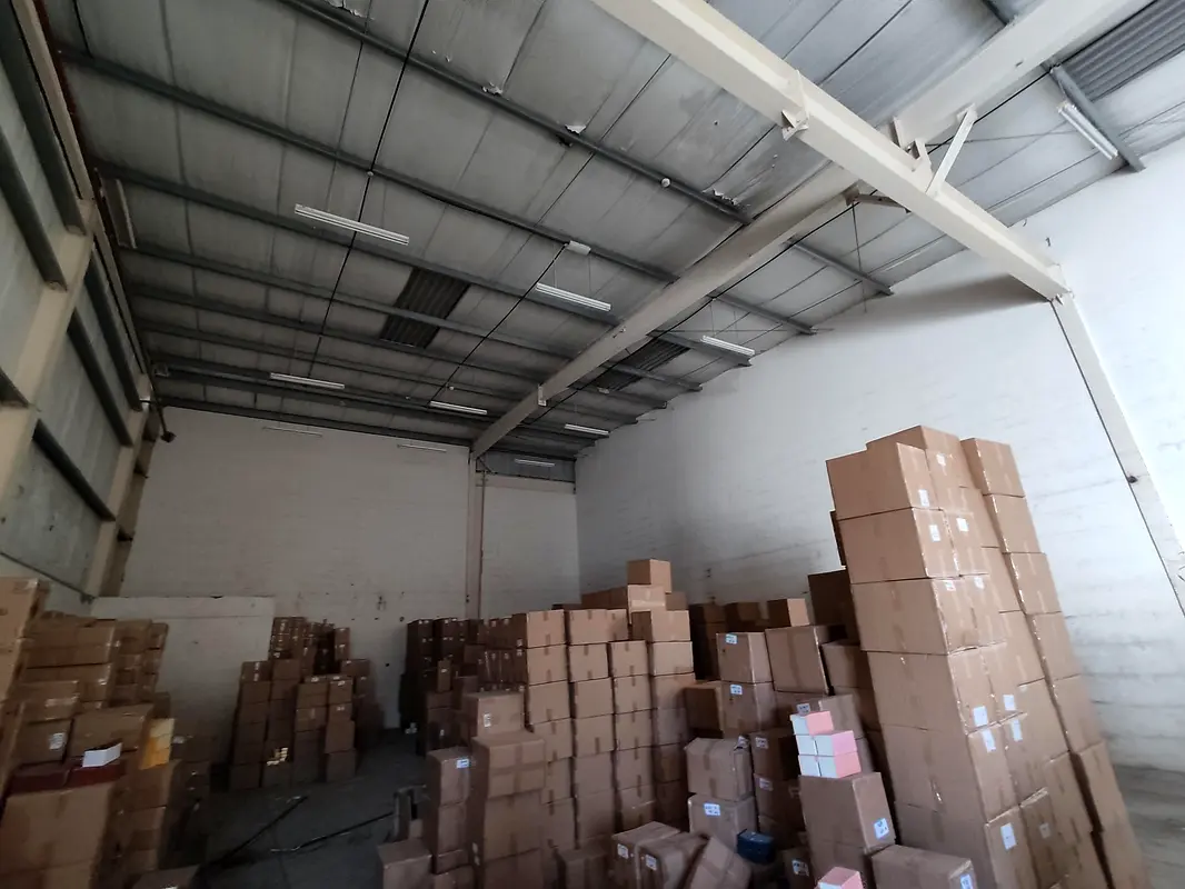 4050 sqft/NO OFFICE/NO  TOILET/ONLY STORAGE !!