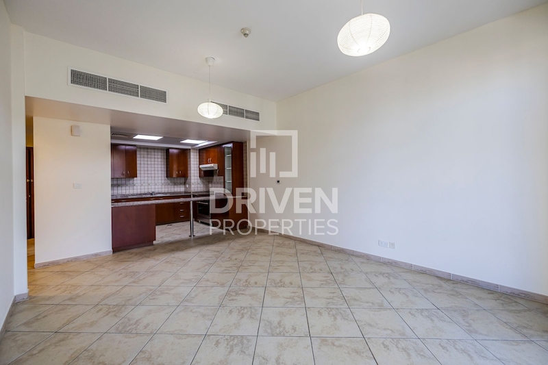 Spacious  Bright Apt | Ready To Move In