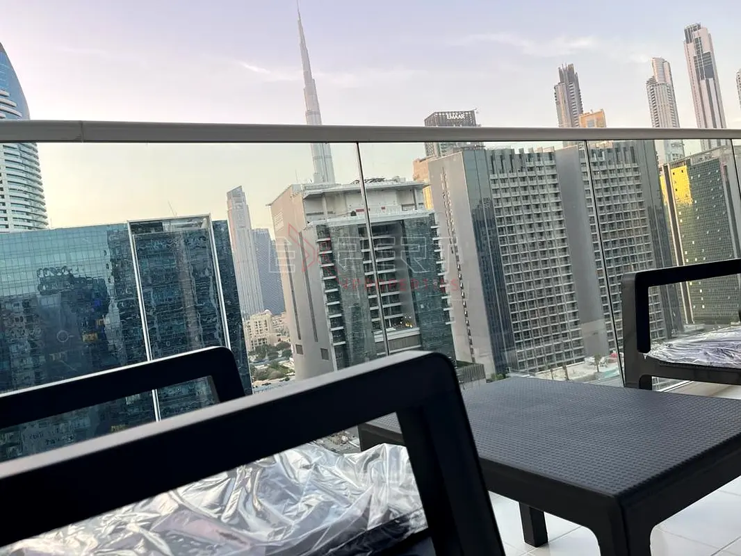 Burj Khalifa View | Modern Design | High Floor