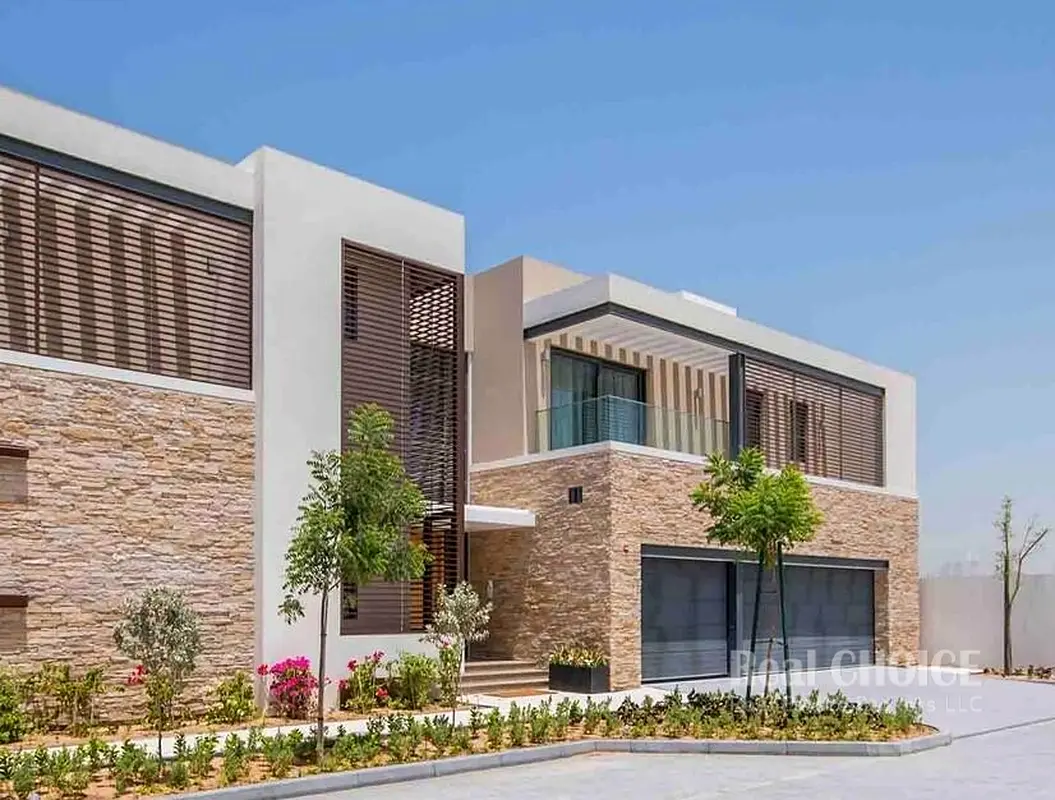 Stylish Interiors| Prime Location| Lavish| Best Investment Deal