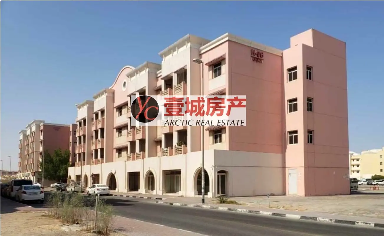 China Cluster, 2 Big Shop for Sale 1,500 Sq.ft