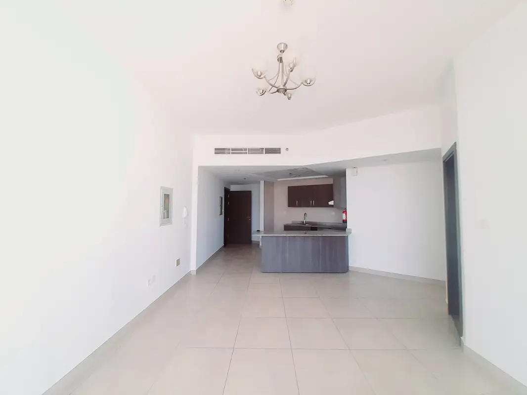 1 Bedroom Rent 60k Balcony Wardrobe Master Room 2 Bath Gym Pool parking