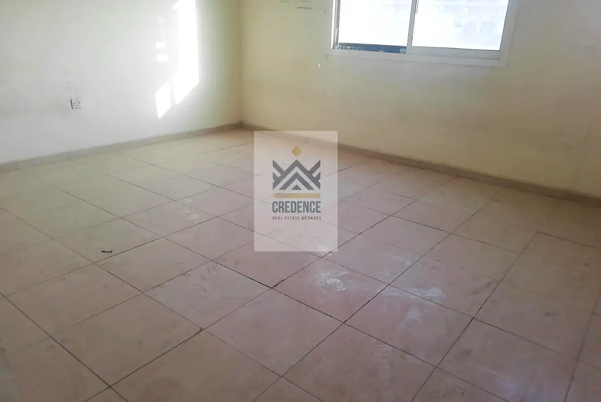 6 CAPACITY / 1400 AED  MONTHLY WITH ALL THE FACILITIES !!!!!!!!!