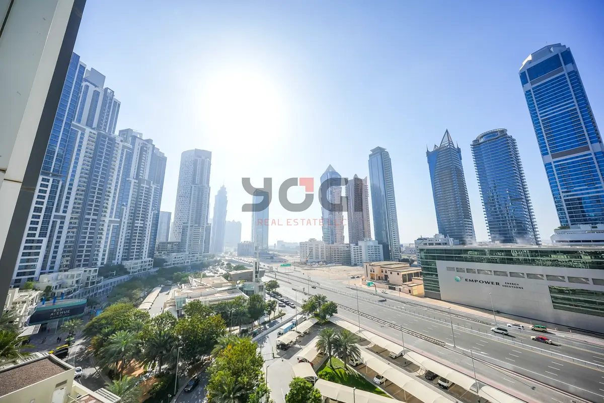 FITTED OFFICE | SPACIOUS |   | READY TO MOVE IN