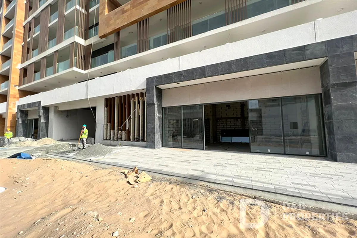 496 SqFt | Retail Shop | Motivated Seller