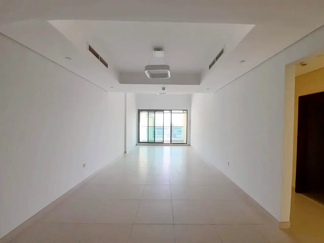 Spacious  Lavish 2bhk Apartment with Amenities like GYM and POOL | Parking | Nearby Metro | Lau