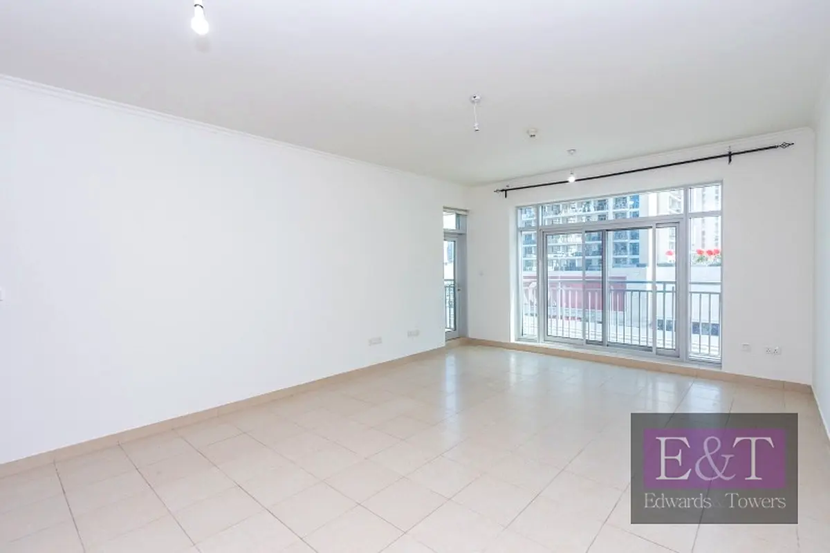 Podium Level | Vacant and Ready to Move In