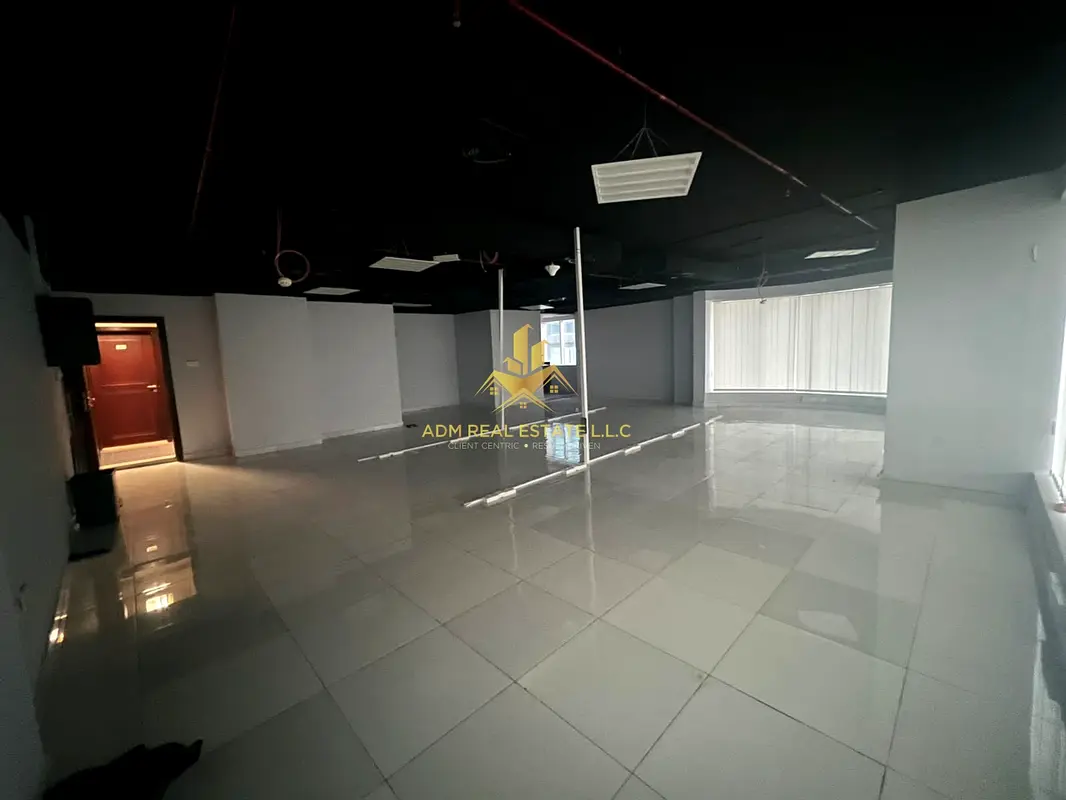 SHELL AND CORE-MOTIVATED SELLER-DISTRESS PRICE-VACANT OFFICE SPACE-PRIME LOCATION-BALCONY-PANTRY-WAS