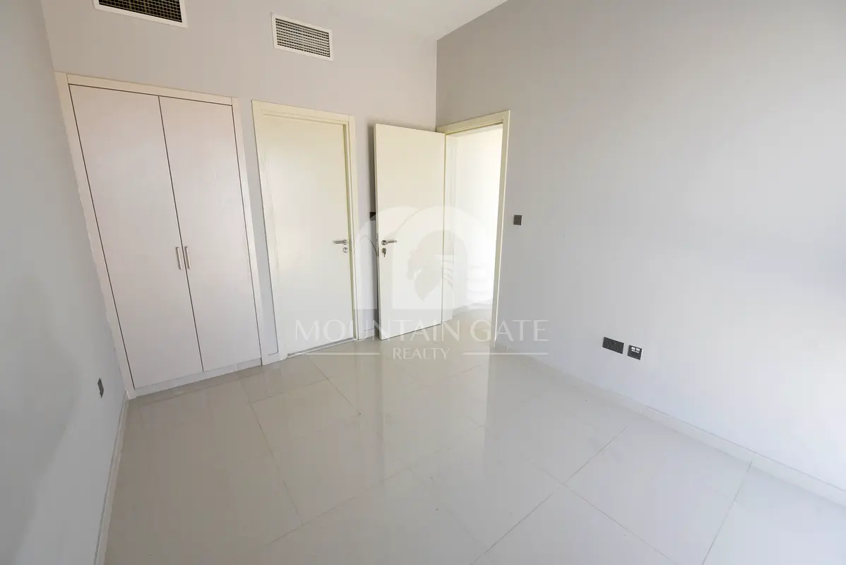 Rented Spacious Townhouse Modern Finishing Hot Deal