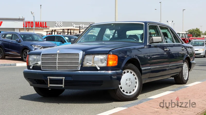 MERCEDES BENZ 560SEL // JAPAN IMPORTED // LOW MILEAGE // ONLY 48KM DONE63158339619841112