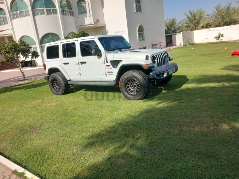 jeep wrangler sahara 2018 | dubizzle