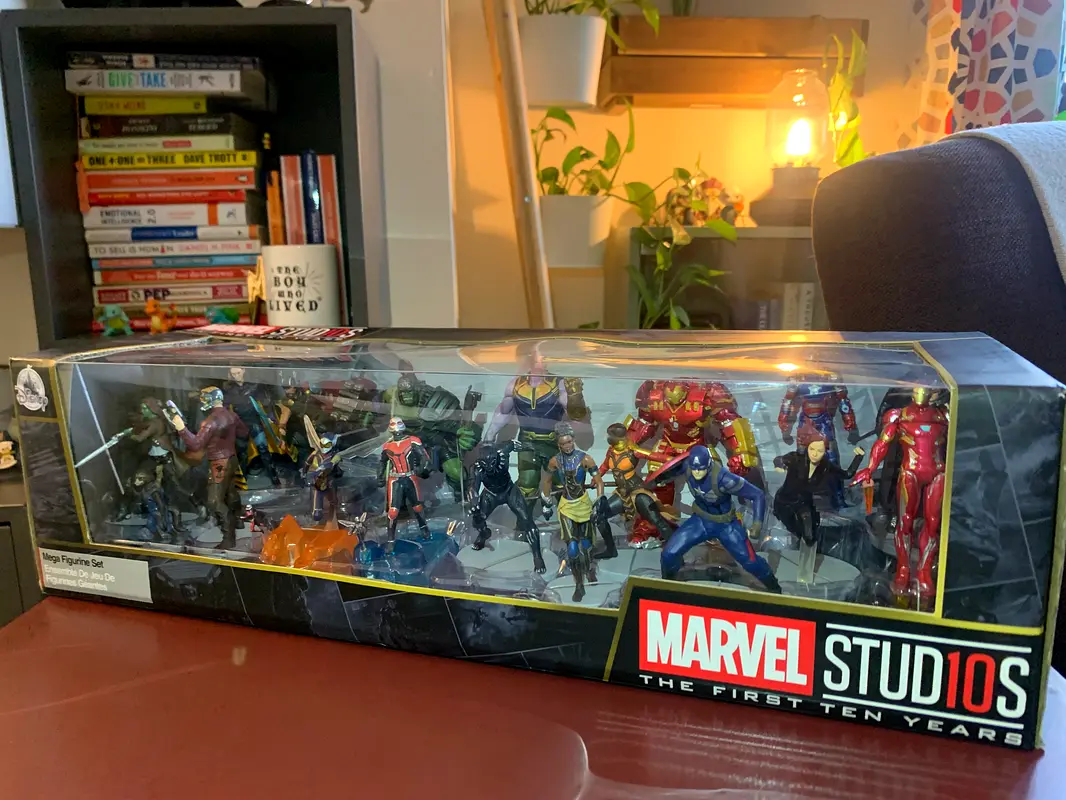 Disney Marvel Studios The First 10 Years 20 Piece Figurine Set iuu.org.tr