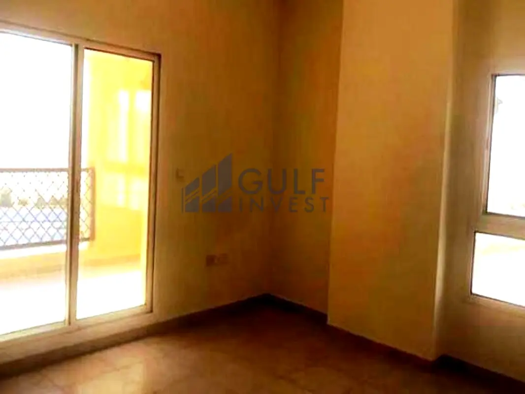Rented 3bed apartment on high floor closed kitchen