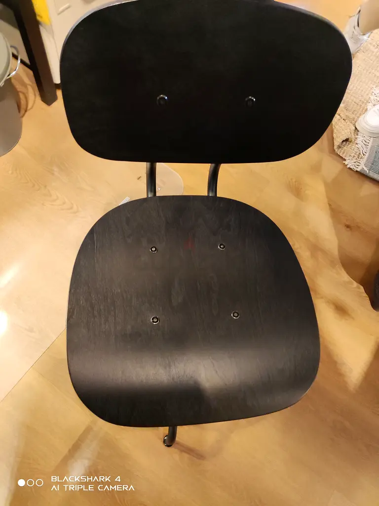 Office desk and classic chair