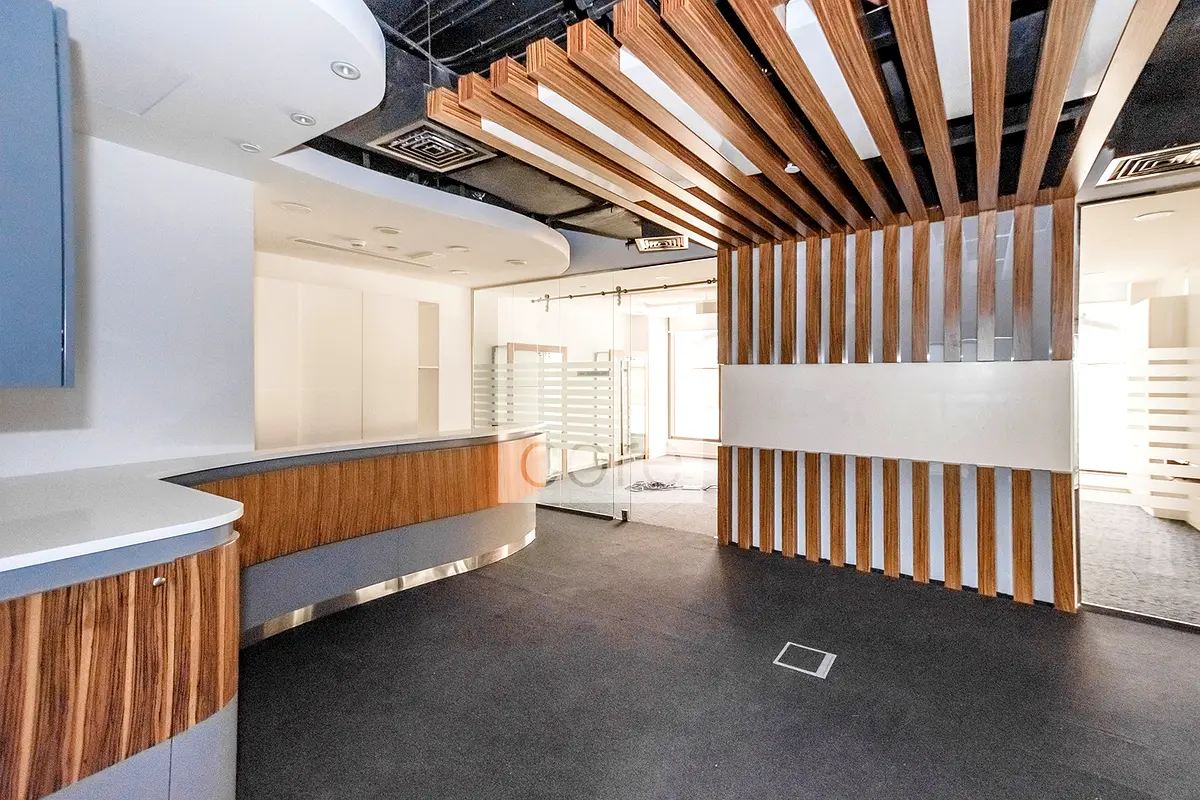 Low Floor | Fitted Office | Incl of Chiller and SC