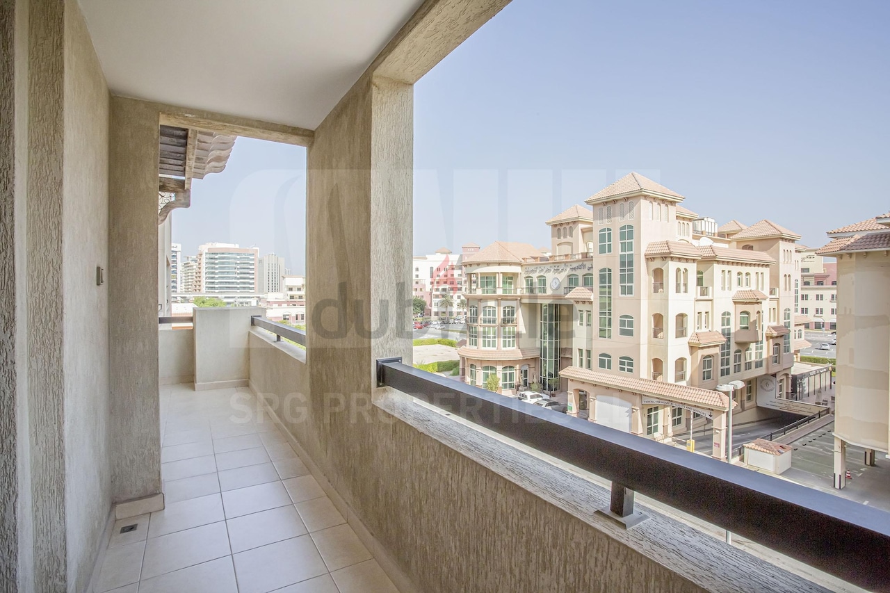 Ready, 2br Nearby Wafi Mall @aed100k For Family