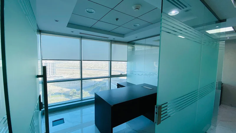 OFFICE FOR SALE IN DSO | READY TO MOVE | PARTITIONS