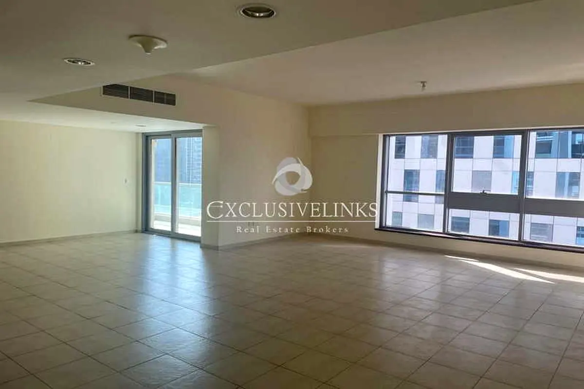 3 BR | Vacant | Unfurnished | Executive Tower
