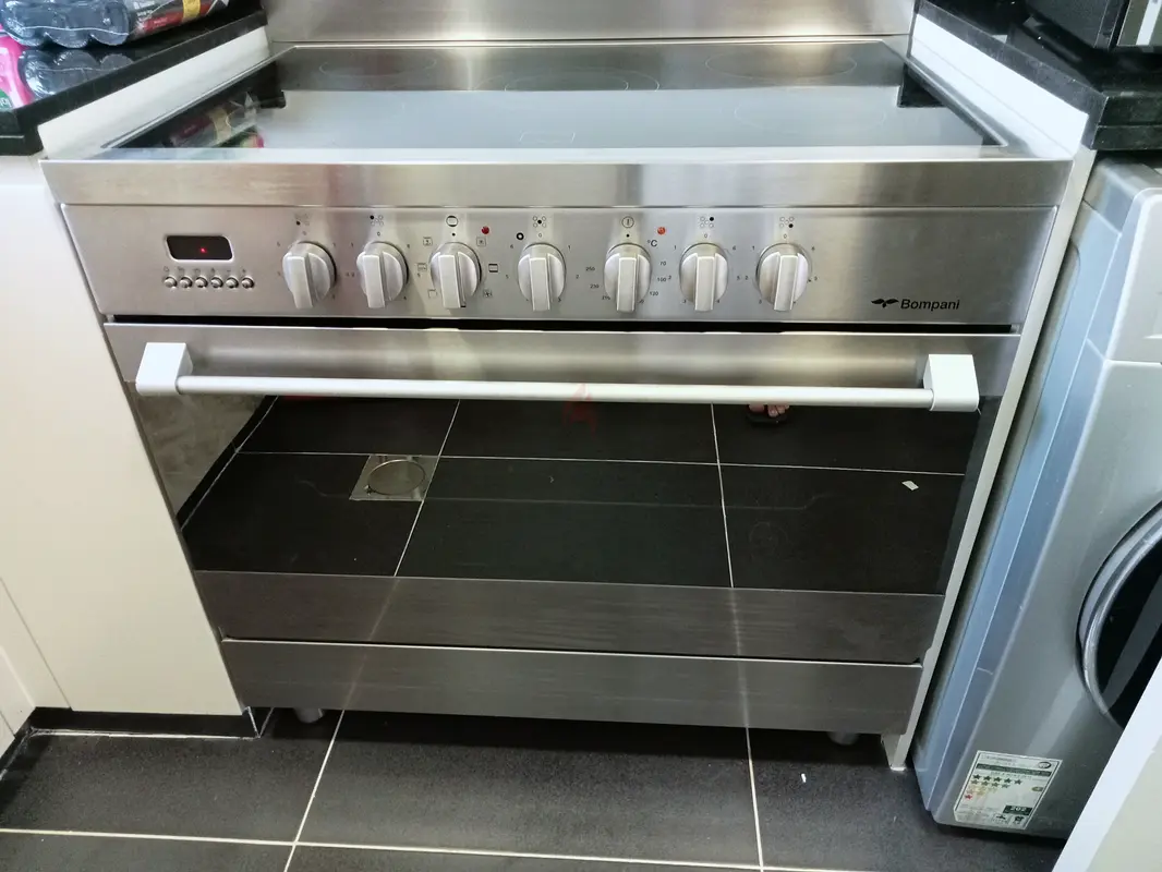 bompani ceramic cooker