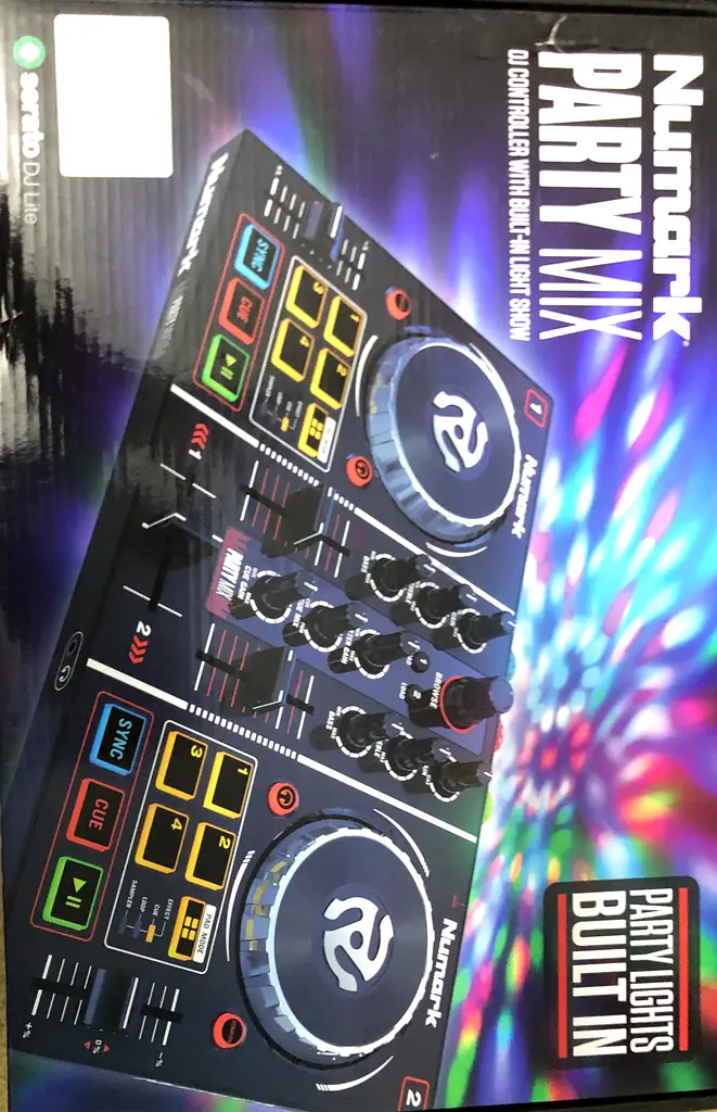 Numark Party Mix DJ controller
