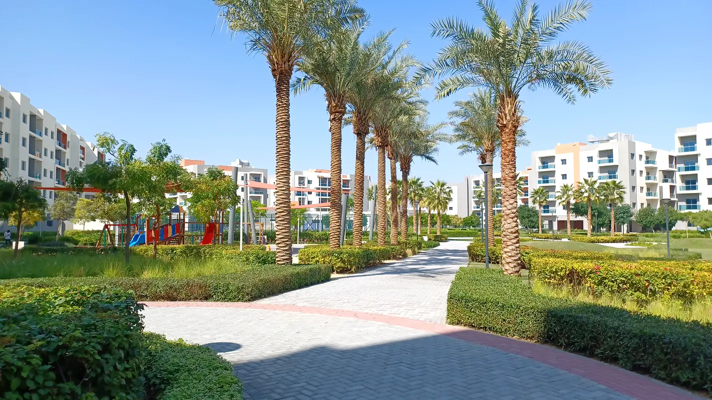 Beautiful gated community 2bhk available in wasl Green Park rent 62k in 12 Payments