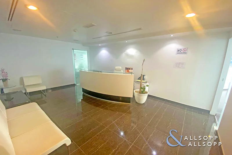 VACANT | Fully Furnished | Close to Metro