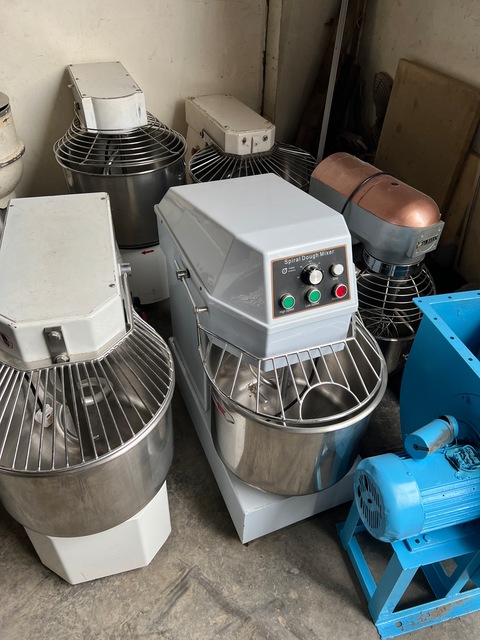 Used Restaurant and Bakery And Cafteria equipment