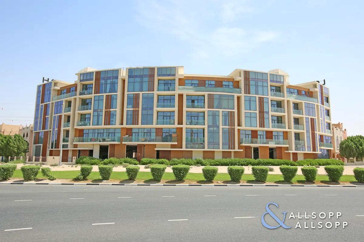 Building For Sale | ROI 6.68% | 144,000 SQFT