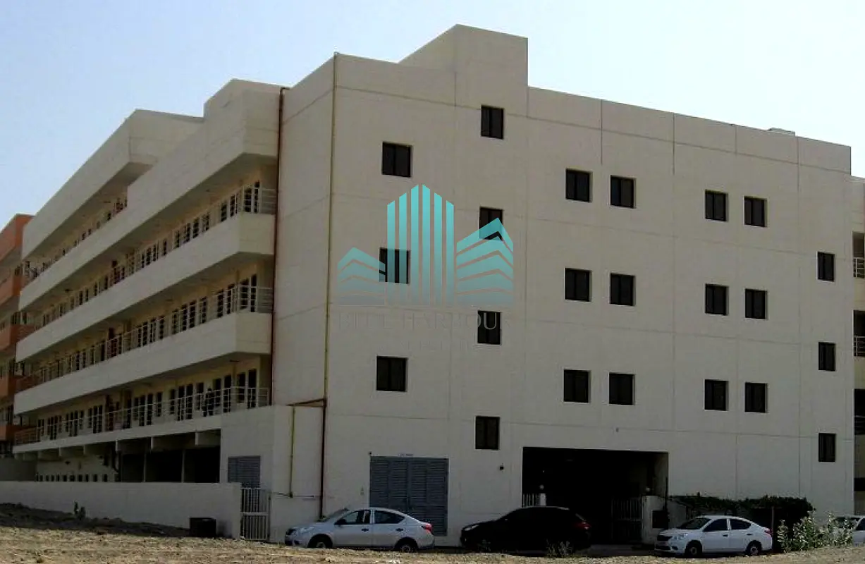 G+4 FLOORS | STAFF ACCOMMODATIONS | CAN FIT 900 PERSONS