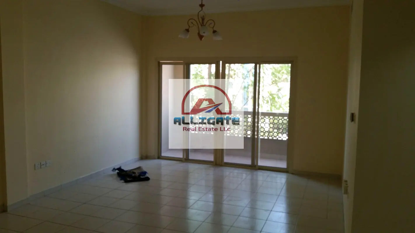 Large 2 Bedroom for rent in Ewan Residence