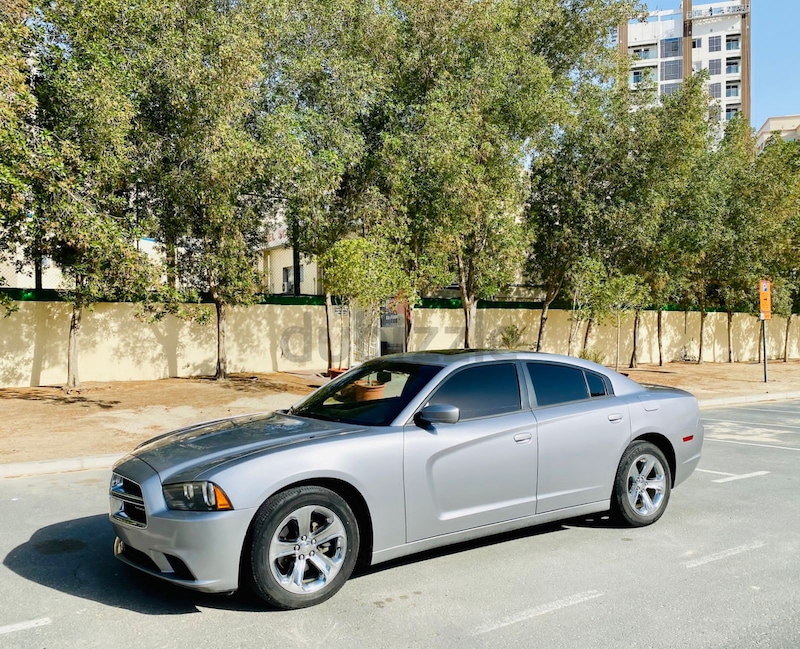 A BEAUTIFUL CLEAN DODGE CHARGER 2014 MODEL LOW KILOMETER FULL AGENCY  MAINTENANCE CLEAN CAR REF:-7965 | dubizzle