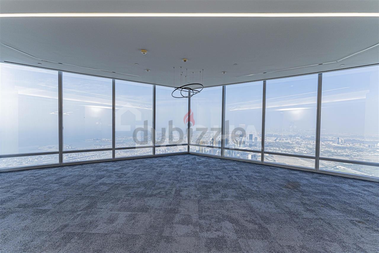 Very High Floor / Exclusive Fitted Office