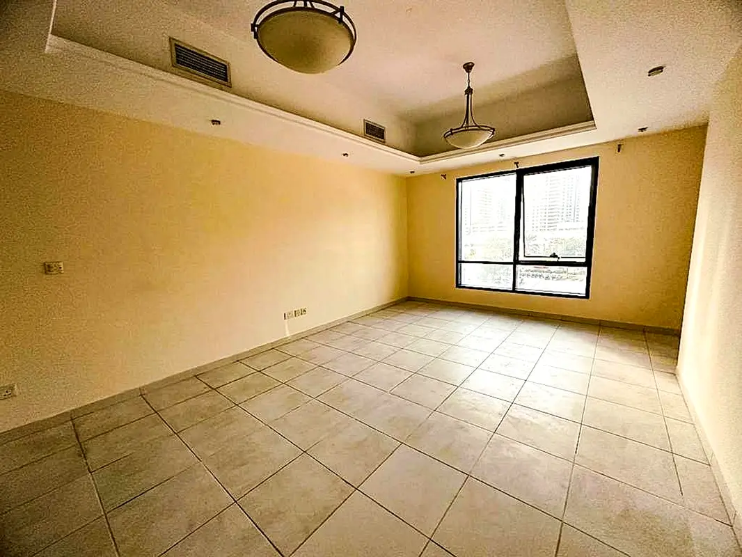 Studio | Chiller Free | Near Metro | Vacant