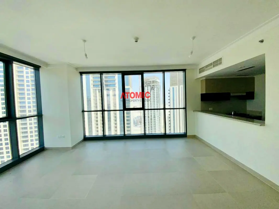 ELEGANT 1 BEDROOM CHILLER FREE