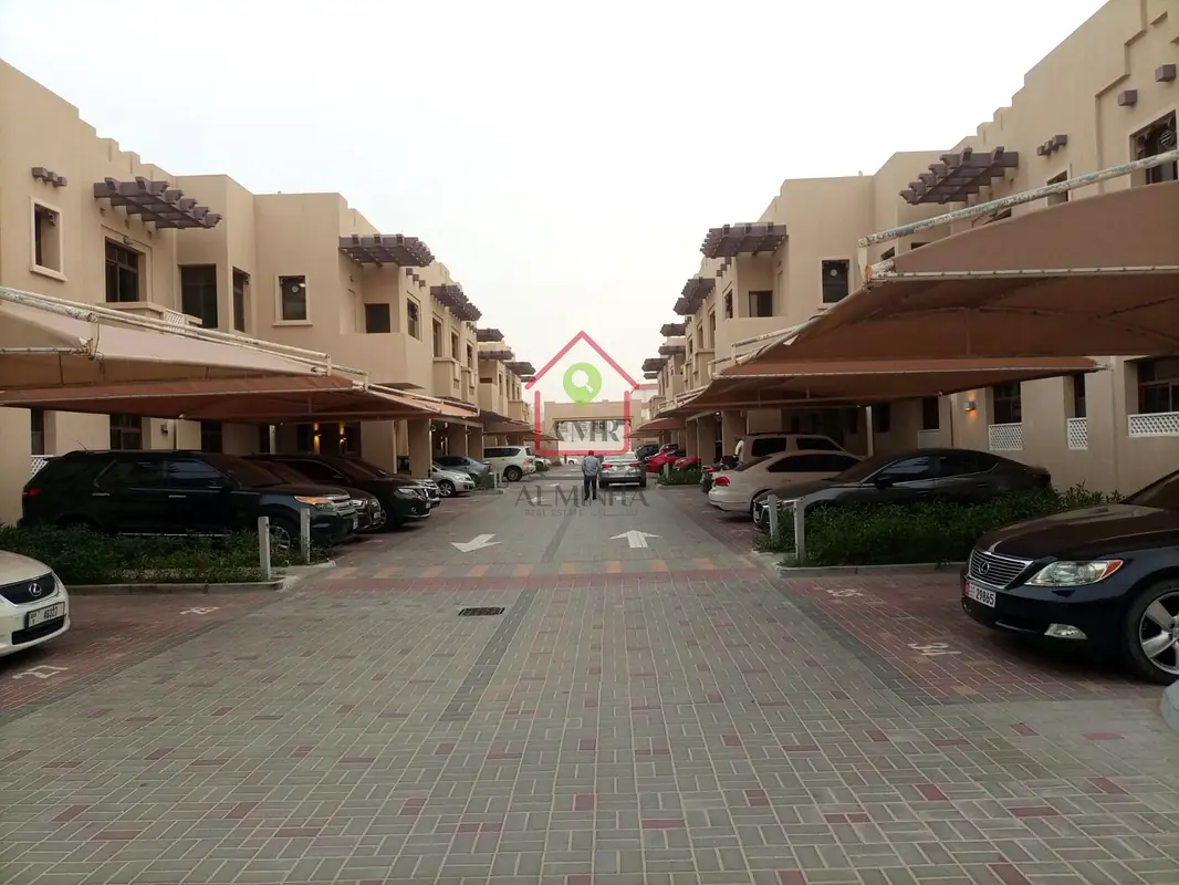 2BHK Apt| Gym | 24/7 Security |  Compound