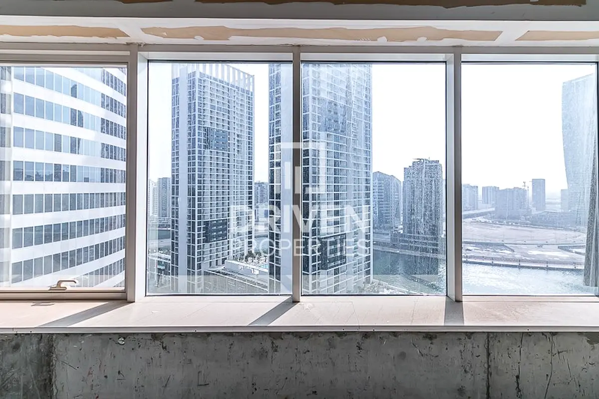 Nice Lay-out and Multiple Units Available