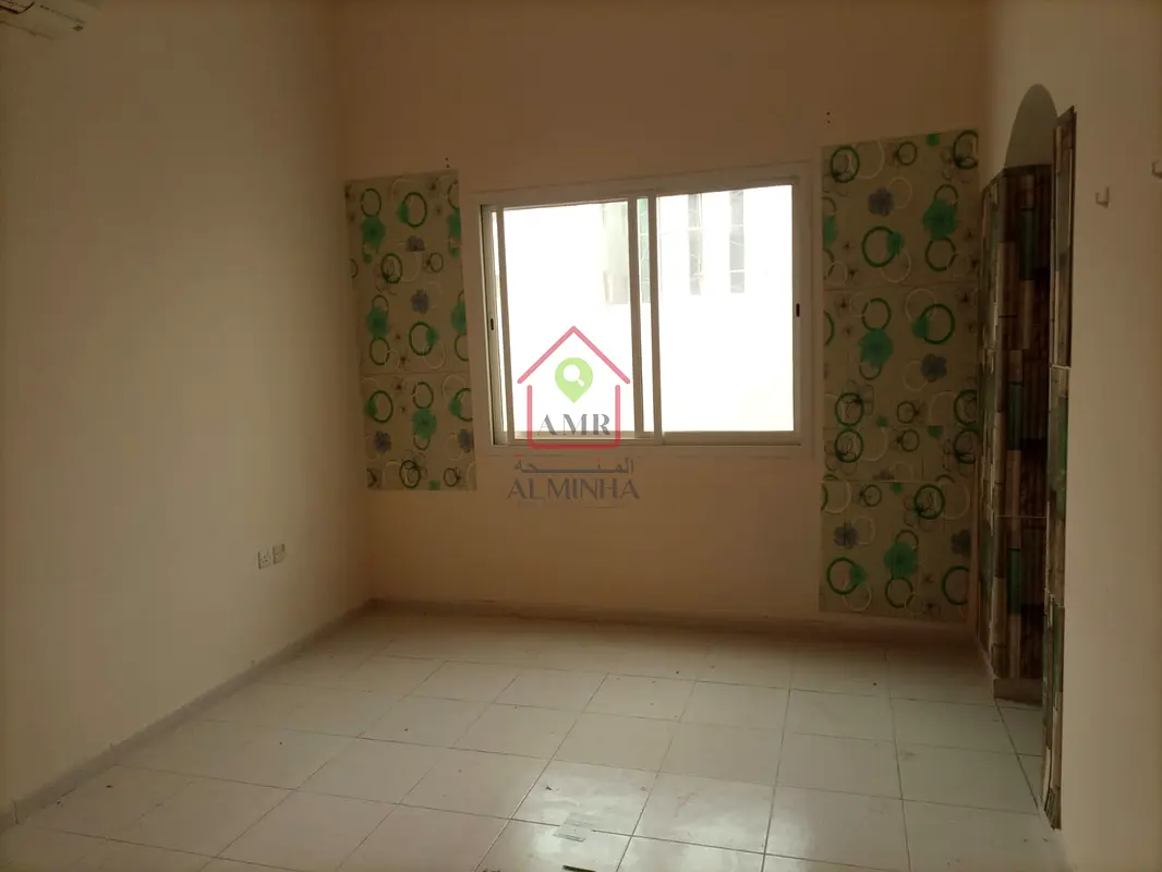 2 BHK Bright  Apt| Split Ac| Shaded Parking