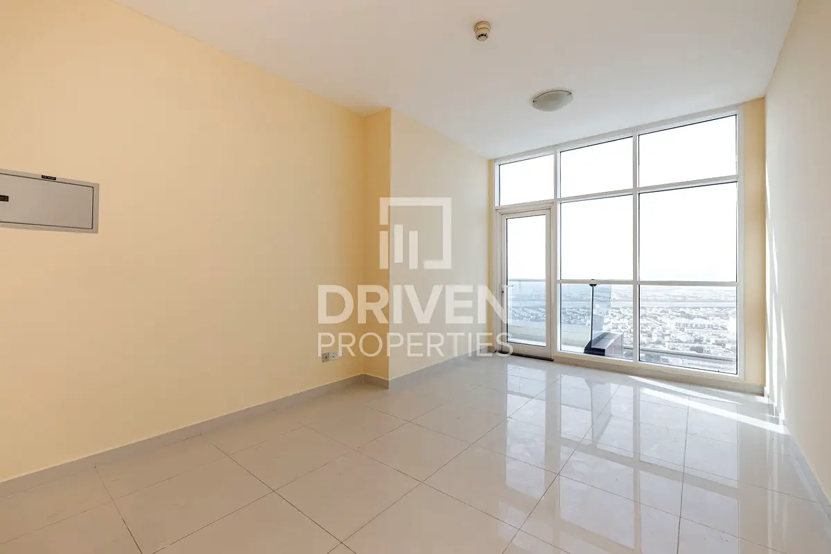 Studio w/ Amazing View | Well maintained