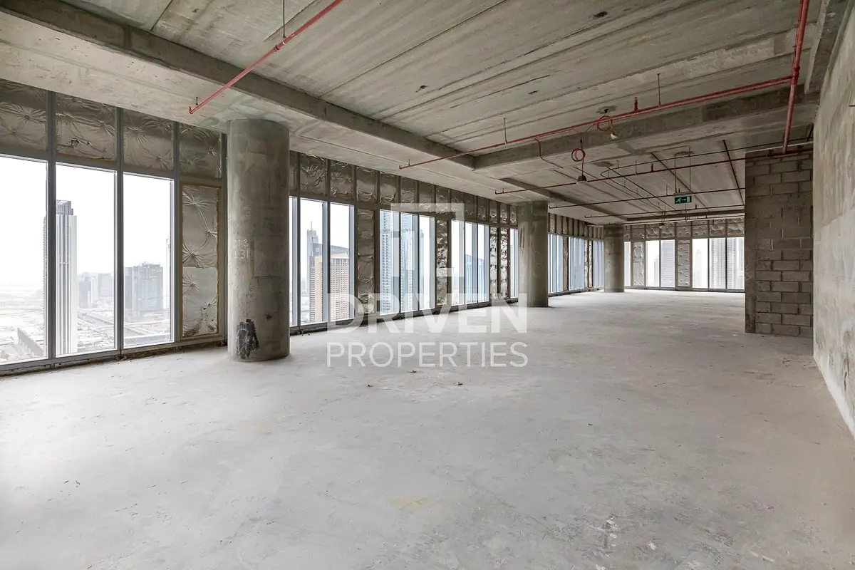 Full Floor | Amazing Offer | Well-priced