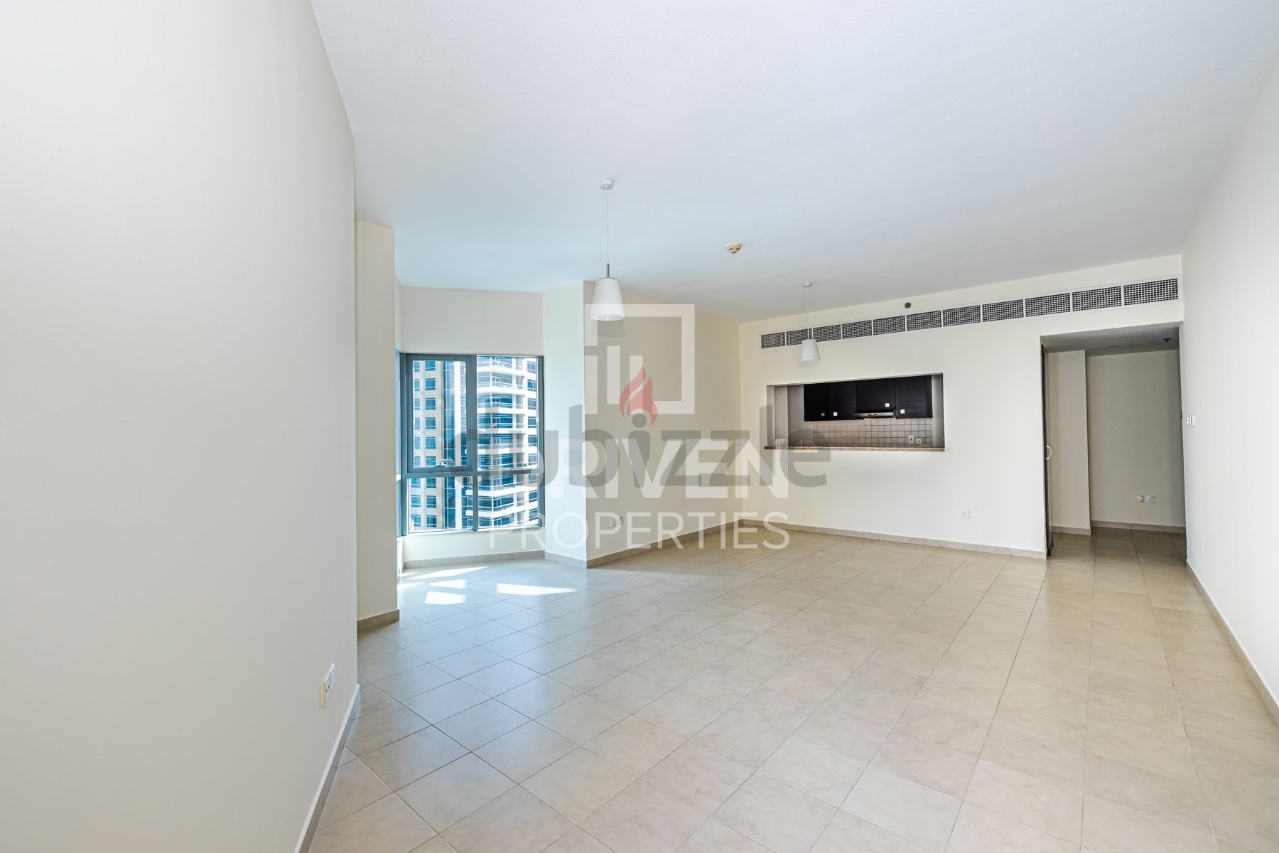 Spacious Bright Apt | Ready To Move In