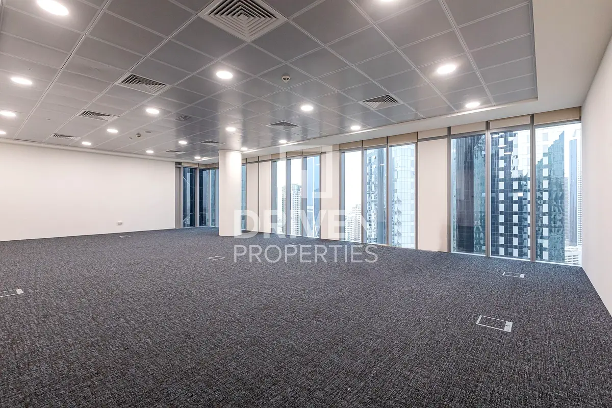 Amazing Offices | Close to Metro | Large