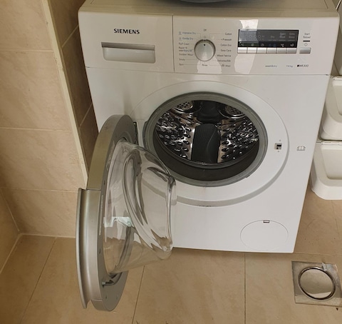iQ300 washer dryer Siemens 7 Kg washer 4 Kg Dryer FREE DELIVERY+WARRANTY