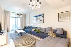 Spacious Apartment And Burj Khalifa View