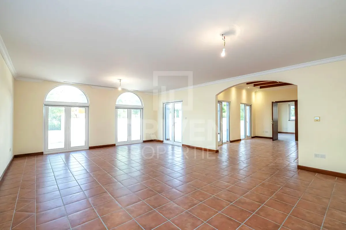 Tenanted and Single Row | Valencia Type