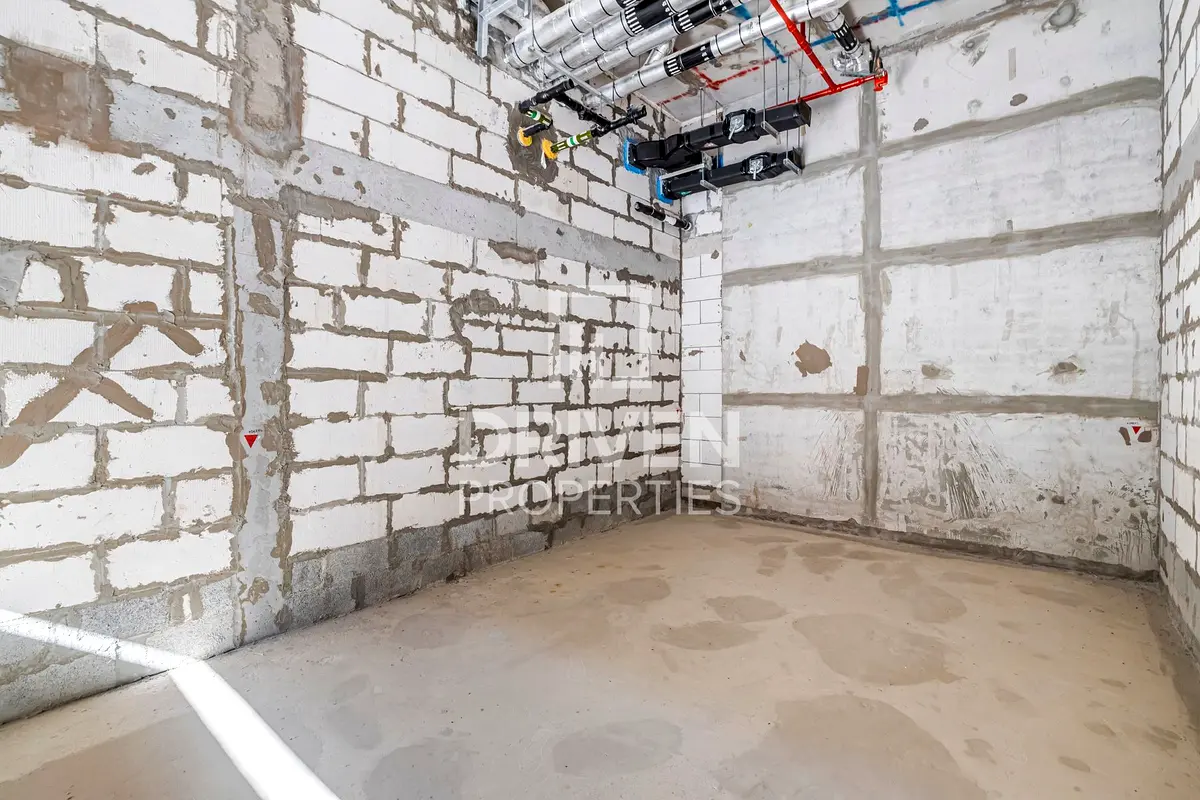 Huge Shell  Core Office | Best Location