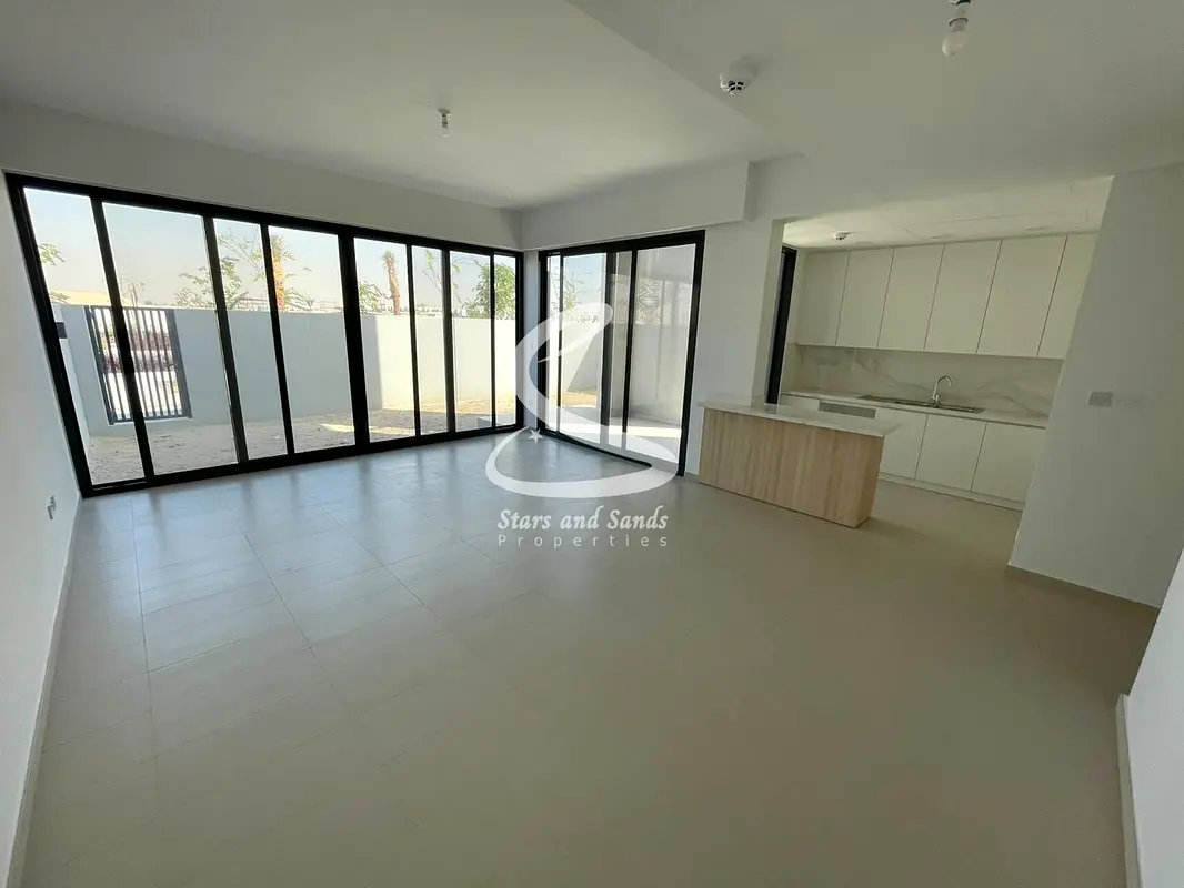 Next to pool | Spacious and modern | Maids room and Open study